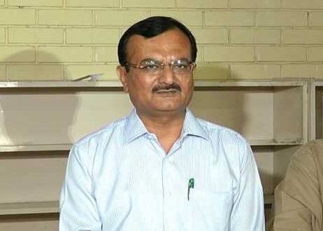 થોડા મહિના પહેલા ઇ-મેમો બંધ કરતાં સમયે ગૃહ મંત્રી પ્રદિપસિંહ જાડેજાએ કહ્યું હતું કે, સિસ્ટમમાં એરર હોવાથી કેટલીક ક્ષતિઓ આવતા સ્માર્ટ સીટી પ્રોજેકટ આગામી ચાર મહિનામાં પૂર્ણ થાય તેમ હોવાથી હાલના તબક્કે ઇ-મેમો આપવાની પદ્ધિત રદ કરવામાં આવે છે.