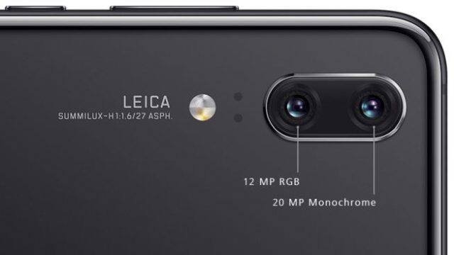  P20 PROમાં 6.1 ઈંચ ફુલ HD+(1080X2240 પિક્સલ) OLED ફુલ વ્યુ ડિસ્પ્લે છે. P20માં 5.8 ઈંચ ફુલ HD+(1080×2244 પિક્સલ) RGBW ફુલવ્યુ ડિસ્પ્લે છે. અહીં Wનો અર્થ વાઈટ છે.