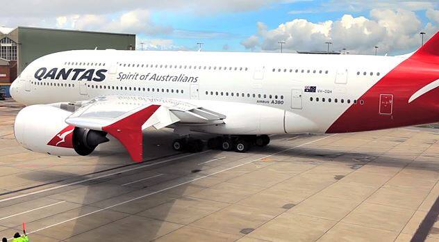 ક્રિકેટ ઓસ્ટ્રેલિયાના મોટા કોર્પોરેટ સ્પોન્સર ક્વાન્ટાસ એરવેઝ અને સેનેટેરિયમ બોલ ટેમ્પરિંગ મામલા બાદ નારાજ છે. તેમને કંપનીનું નામ ખરાબ થવાનો ડર લાગી રહ્યો છે. ક્વાન્ટાસ એરવેઝે કહ્યું કે, અમને આ રાષ્ટ્રીય અને પ્રતિષ્ઠિત ટીમ પાસેથી આવી અપેક્ષા નહોતી. સ્મિથ સેનેટરિયમ કંપનીનો બ્રાન્ડ એમ્બેસેડર છે અને હવે તે પણ સ્મિથને પડતો મૂકી શકે છે. સ્મિથ પર મેચ અધિકારીઓ તથા અન્યોને ગુમરાહ કરવાની કોશિશ કરવામાં આવી હોવાનો પણ આરોપ છે.