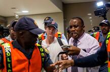 બોલ ટેમ્પરિંગ બાદ લાગેલા પ્રતિબંધથી સ્મિથ અને વોર્નરને કેટલું થશે નુકસાન ? જાણો વિગત