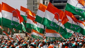 Punjab Congress Crisis: ਪੰਜਾਬ ਕਾਂਗਰਸ 'ਚ ਭੱਖਿਆ ਮਾਹੌਲ, ਸੰਸਦ ਮੈਂਬਰ ਬੋਲੇ- ਸਿਰ ਝੁਕਾਉਂਦਾ ਤਾਂ ਵੱਡਾ ਅਹੁਦਾ ਮਿਲਦਾ, ਅਣਦੇਖੀ ਤੋਂ ਬਾਅਦ ਭਾਵੁਕ ਪੋਸਟ; ਚੋਣਾਂ ਤੋਂ ਪਹਿਲਾਂ ਕਾਂਗਰਸ ਛੱਡਣ ਦੀਆਂ...