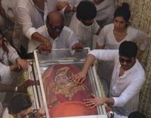 આ વ્યક્તિને કારણે શ્રીદેવીને મળ્યું રાજકીય સન્માન