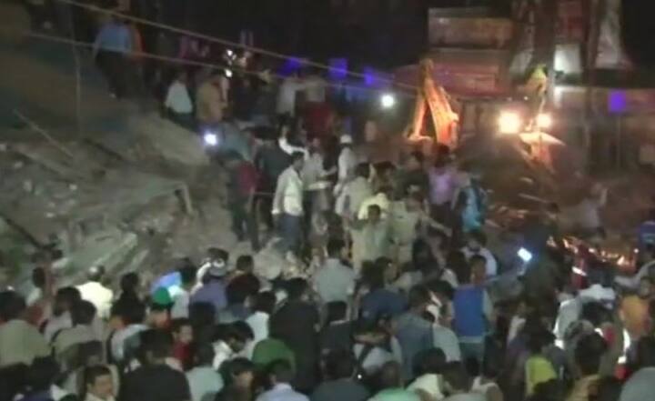 ઈન્દોર: મધ્યપ્રદેશમાં ઈન્દોરના સરવેટ બસ સ્ટેન્ડ વિસ્તારમાં ગઈ કાલે મોડી રાતે એક ત્રણ માળની હોટલ અચાનક ધરાસાઈ થઈ હતી. આ ઘટનામાં 10 લોકોના મોત થયા છે. જ્યારે અનેક લોકો ઘાયલ થઈ ગયા છે. આ ધરાસાઈ બીલ્ડીંગની નીચે હજુ પણ કેટલાક લોકો દટાયાની આશંકા વ્યક્ત કરવામાં આવી રહી છે. આ ઘટનામાં મૃત્યુઆંક પણ વધી શકે તવી શક્યાતાઓ દર્શાવવામાં આવી રહી છે.