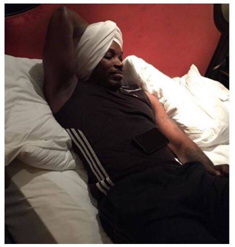 આ પહેલા કિંગ્સ ઇલેવન પંજાબે તેના ઓફિશિયલ ઇન્સ્ટાગ્રામ એકાઉન્ટ પર ગેલની તસવીર શેર કરી હતી. જેમાં તે પાઘડી પહેરેલો જોવા મળતો હતો. જેના કેપ્શનમાં લખ્યું હતું કે, પંજાબ આવવા માટે પહેલાથી જ તૈયાર છું.