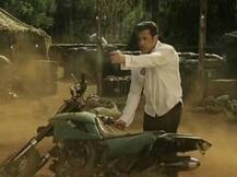 ફિલ્મ ‘રેસ-3’ના સેટ પરથી લીક થઈ સલમાન ખાનના બાઈક સ્ટંટવાળા સીનની તસવીર, જુઓ તસવીર