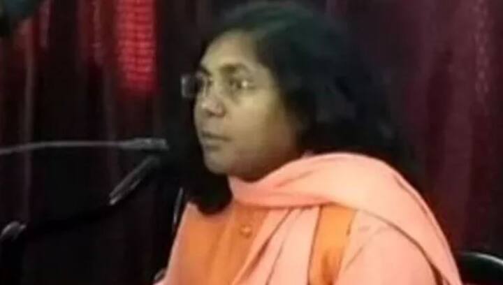 બીજેપી સાંસદ સાવિત્રી બાઇ ફુલેએ તેમની જ સરકાર સામે રાજધાની લખનઉ સ્થિત કાંશીરામ સ્મૃતિ ઉપવનમાં ભારતીય બંધારણ અને આરક્ષણ બચાવો મહારેલીનું આયોજન કર્યું. આ દરમિયાન તેમણે કહ્યું હતું કે આરક્ષણ કોઇ ભીખ નથી પરંતુ પ્રતિનિધિત્વનો મામલો છે. જો આરક્ષણને ખતમ કરવાનું દુઃસાહસ કરવામાં આવશે તો ભારતની ધરતી પર લોહીની નદીઓ વહેશે.