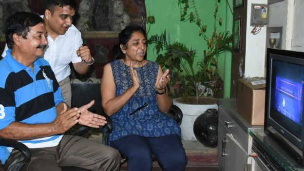 હરમીતે સાડા પાંચ વર્ષની ઊંમરે ટેબલ ટેનિસ રમવાની શરૂઆત કરી હતી. બે-અઢી વર્ષમાં તો તેઓ સ્ટેટ અને પછી નેશનલ લેવલે રમવા લાગ્યા હતા. 14 વર્ષ સુધી તેમના પિતા તેમના કૉચ હતા અને મોટાભાઈ પ્રેક્ટિસ પાર્ટનર તરીકે હરમીતને પ્રૉત્સાહિત કરતાં રહ્યાં હતા.