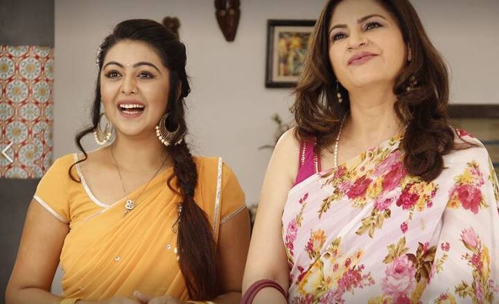 20 વર્ષ જૂના કાળિયાર શિકાર કેસમાં 5 વર્ષની સજા મલ્યા બાદ સલમાન ખાનને ગત શનિવારે કોર્ટ જામીન મંજૂર કર્યા હતા. સલમાનને સજા સંભળાવવામાં આવ્યા બાદ બોલીવુડની અનેક સેલિબ્રિટીએ તેને સાથ આપ્યો હતો અને ખુલીને સલમાનના સપોર્ટમાં આવ્યા હતા.