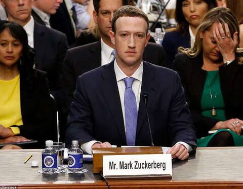 ઝકરબર્ગે અપાવ્યો ભરોસો, FBથી પ્રભાવિત નહીં થાય ભારતની ચૂંટણી ઝકરબર્ગે અપાવ્યો ભરોસો, FBથી પ્રભાવિત નહીં થાય ભારતની ચૂંટણી