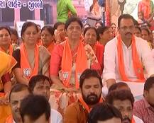 મહેસાણામાં નીતિન પટેલના પ્રતિક ઉપવાસ, CM રૂપાણી ન મળ્યા જોવા