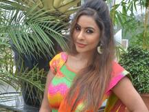 તેલુગૂ અભિનેત્રી ટોપલેસ થવા પર NHRCએ સરકાર પાસે માંગ્યો જવાબ