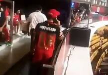 IPL 2018: મેચ જીત્યા બાદ વિરાટ કોહલી કોને ફોન કરી રહ્યો હતો, જાણો વિગત