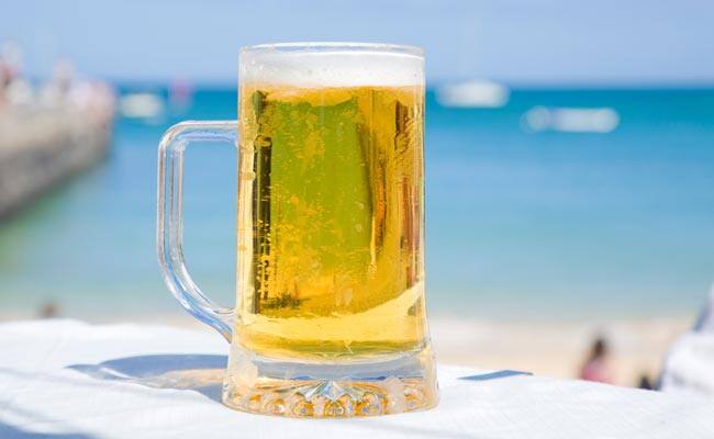 જાહેરમાં દારૂ પીવા પરના પ્રતિબંધનો સમયગાળો 15 એપ્રિલ, 2018થી 13 જુન, 2018 સુધીનો એમ 60 દિવસ માટે રાખવામાં આવ્યો છે. આદેશનું ઉલ્લંઘન કરનારાઓ વિરૂદ્ધ આઈપીસીની કલમ 188 મુજબ કાર્યવાહી કરવામાં આવશે. જેમાં એક મહિનાથી લઈ છ મહિના સુધીની સજાની જોગવાઈ કરવામાં આવી છે.