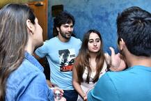 આ છે વરુણ ધવનની ગર્લફ્રેન્ડ, ઓક્ટોબરના પ્રીમિયરમાં આવી સાથે, ક્યા નવા સ્ટાર સાથે કરી હસી-હસીને વાતો? વિગત