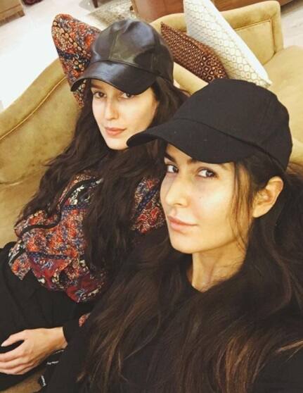 નોંધનીય છે કે, અત્યારે કેટરીના અત્યારે આનંદ એલ રાયની ફિલ્મ ઝીરોના શૂટિંગમાં વ્યસ્ત છે. ઇસાબેલે પણ ટાઇમ ટુ ડાન્સથી સૂરજ પંચોલી સાથે ડેબ્યૂ કરી રહી છે. 