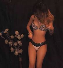 રામાનંદ સાગરની પૌત્રીએ ફરી એકવાર શેર કર્યા બિકીનીમાં બૉલ્ડ ફોટોઝ, જુઓ તસવીરો