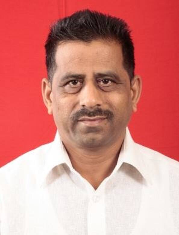 દક્ષિણ ઝોનમાં મહેન્દ્રસિંહ સુતરિયા, જીતુભાઇ ચૌધરી (ધારાસભ્ય), નિરવ નાયકની નિયુક્તિ કરવામાં આવી છે.