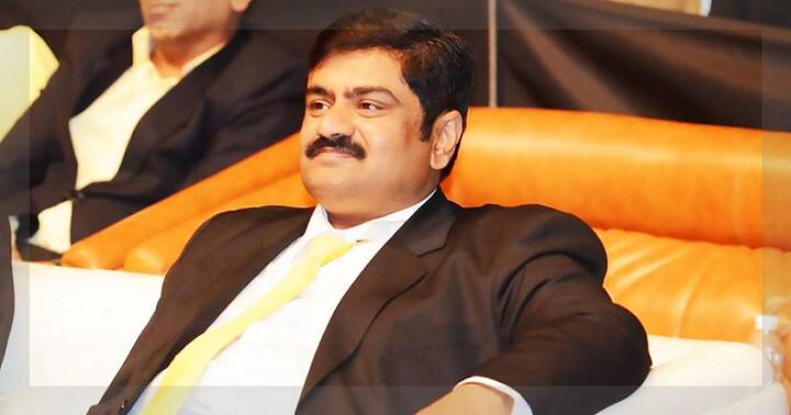  પ્રાથમિક પૂછપરછમાં તા.6થી ત્રણ શખ્સ ઉદયપુરની હોટલમાં રોકાયા હોવાનું સ્પષ્ટ થવા પામ્યું હતું. છેલ્લા કેટલાક સમયથી અમીત ભટનાગર લંડન ફરાર થઇ ગયો હોવાની વાતો ઉદ્યોગ જગતમાં ચર્ચાતી હતી ત્યારે આજે ત્રણે શખ્સની ઉદયપુર ખાતેથી ધરપકડ કરવામાં આવી હતી.