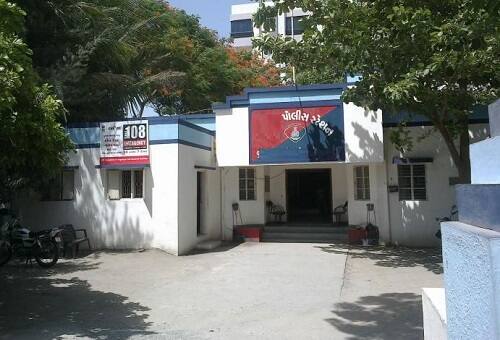 તેમણે જણાવ્યું હતું કે, હરિદ્વાર પહોંચીને ફોન કરવાનું તેમણે કહ્યું હતું પરંતુ હજુ સુધી તેમનો ફોન આવ્યો નથી. એટલું જ નહીં, હરિદ્વાર સ્વામિનારાયણ મંદિરમાં ફોન કરી તપાસ કરતાં જાણવા મળ્યું કે, તેઓ હજુ સુધી ત્યાં પહોંચ્યા જ નથી. જોકે તેમનો મોબાઈલ ફોન પણ સ્વીચ ઓફ આવે છે.