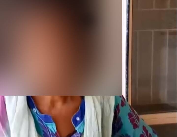 પોલીસે જણાવ્યું કે, હવસખોર દીકરાએ તેની માતા પાસે ગુરુવારે સવારે પણ અશ્લીલ માંગણી કરી હતી. મહિલાએ ફરિયાદમાં પણ જણાવ્યું છે કે, તેનો દીકરો અગાઉ અવારનવાર અશ્લીલ માંગણી કરતો હતો. તેમની દીકરીની હાજરીમાં જ ટીવી ઉપર પોર્ન મૂવી જોતો હતો, તેથી દીકરીને પડોશમાં રહેતા પરિવારના ઘરે રાખતા હતા.