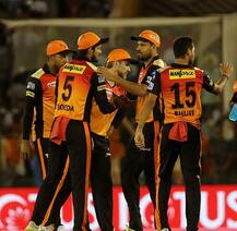 IPLમાં 2013 પછી પ્રથમ વખત હૈદરાબાદની ટીમ આ બે ટોપ ક્રિકેટર સિવાય મેદાનમાં ઉતરી, જાણો વિગત