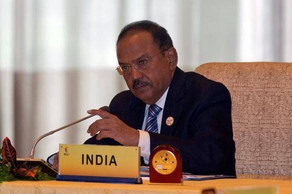 સુષમા અને વાંગની મુલાકાત પહેલા રાષ્ટ્રીય સુરક્ષા સલાહકાર અજીત ડોભાલ અને ચીનની સત્તાધારી કમ્યુનિસ્ટ પાર્ટી ઓફ ચાઇના (સીપીસી)ના ટોચના અધિકારી યાંગ જિશી વચ્ચે શાંઘાઈમાં મુલાકાત થઈ હતી.