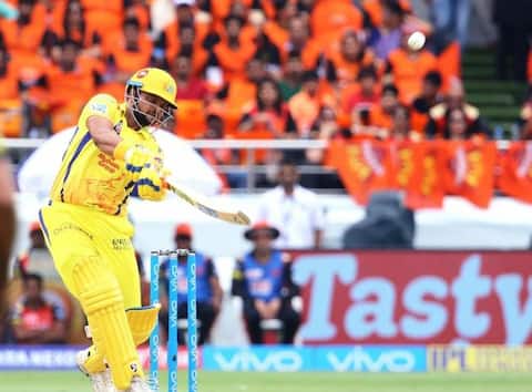 IPL: સુરેશ રૈનાએ તોડ્યો વિરાટ કોહલીનો આ રેકોર્ડ, જાણો વિગત IPL: સુરેશ રૈનાએ તોડ્યો વિરાટ કોહલીનો આ રેકોર્ડ, જાણો વિગત