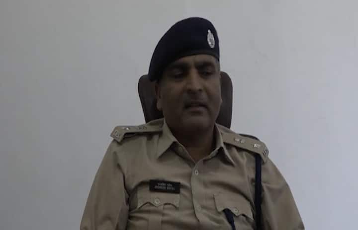  આ પહેલા શનિવારે તેમને સીઆઈડી ક્રાઈમે નિવેદન આપવા માટે ગાંધીનગર બોલાવાયા હતા પરંતુ પોતાની ધરપકડ થવાનો અંદાજ જગદીશ પટેલને આવી ગયો હતો જેથી તેઓ હાજર થયા ન હતા. 