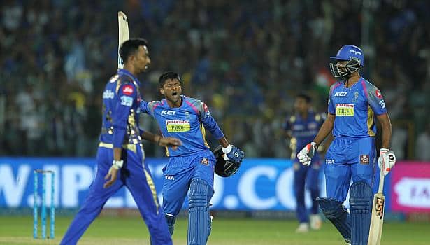 રાજસ્થાન રોયલ્સે છેલ્લી ઓવરમાં જીતવા માટે 10 રન કરવાના હતા. પહેલા બોલે આર્ચર આઉટ થયો પણ બેટ્સમેન ક્રોસ થયા હોવાથી ગૌતમ સ્ટ્રાઈક પર આવ્યો. તેણે બીજા બોલે ચોગ્ગો ઠોક્યો. ત્રીજો બોલ ખાલી ગયો ને ચોથા બોલે તેણે સિક્સર ઠોકીને ટીમને જીતાડી દીધી. ગૌતમે તેની ઈનિંગ્સમાં 4 ચોગ્ગા ને 2 સિક્સર ફટકારી.