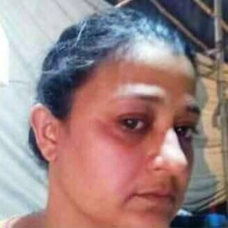 અભિનેત્રીએ કાનહીઆ પોલીસ સ્ટેશનમાં આ મામલે ફરિયાદ નોંધાવી છે. ફરિયાદમાં તેણે ઇન્દ્રમણી સાહુ અને તેના બે દીકરા પર જાતીય સતામણી કર્યાનો આરોપ લગાવ્યો છે. અભિનેત્રીએ આરોપ લગાવ્યો છે કે, આરોપીઓએ તેના વાહનને પણ નુકસાન પહોંચાડ્યું છે.