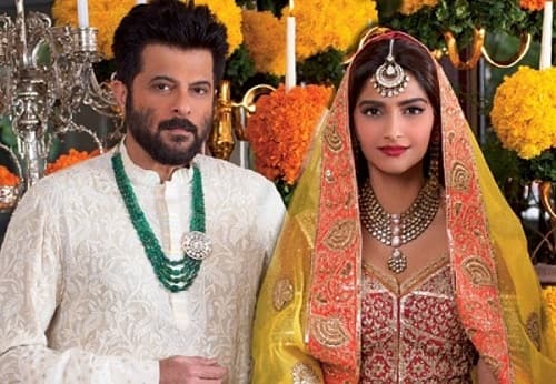 સુત્રો દ્વારા જાણવા મળ્યું છે કે સોનમ કપૂરના 6-7 મેનાં રોજ લગ્ન હોવાથી તે બહુ વ્યસ્ત છે અને તેણે લગ્નની તમામ ખરીદી કરી લીધી હોવાનું માનવામાં આવી રહ્યું છે. મુંબઈમાં જે જગ્યાએ લગ્ન યોજવાના છે એ ત્રણ જગ્યા પર બે કે ત્રણ દિવસ પહેલા જ તૈયારી શરુ કરી દેવામાં આવશે.