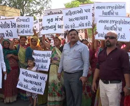 અમદાવાદના આંબાવાડી વિસ્તારમાં સપ્તાહ અગાઉ બે સમાજના જૂથ વચ્ચે થયેલી અથડામણમાં દલિત સમાજને અન્યાય થયો હોવાની લાગણી સાથે અમદાવાદના શાહીબાગ અને ભુદરપુરાથી રેલી કલેક્ટર કચેરી સુધી પહોંચી હતી. 