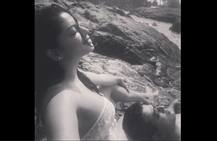 બોલ્ડ તસવીરોથી ફરી ચર્ચામાં આવી FIRની આ હોટ એક્ટ્રેસ, જુઓ Pics