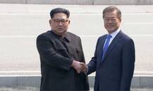 બોર્ડર પર મુલાકાત, ઐતિહાસિક સંમેલન માટે પગપાળા દક્ષિણ કોરિયા પહોંચ્યા કિમ જોંગ ઉન