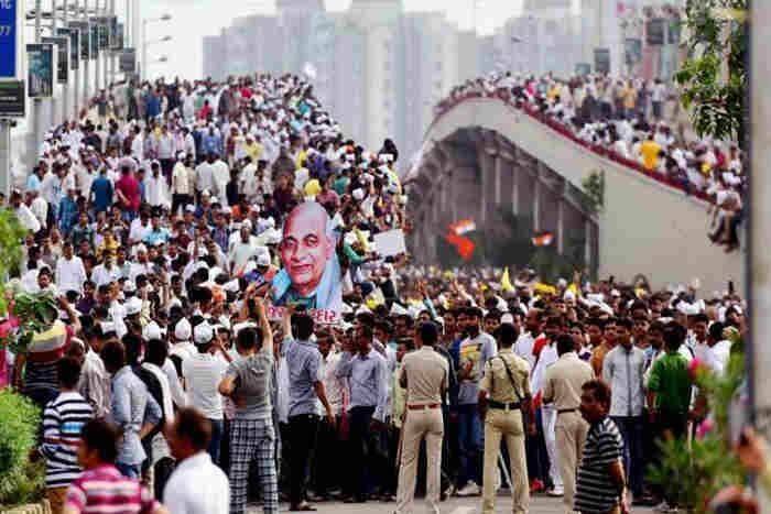 આયોગ સર્વેમાં બિન અનામત વર્ગોના લોકોને કેવા પ્રકારના લાભો મળવા જોઇએ. આ બાબતે તે શું ઇચ્છી રહ્યા છે તે જાણકારી મેળવશે. આ અંગેનો રિપોર્ટ એક-બે મહિનામાં રાજ્ય સરકારને સોંપવામાં આવે તેવી સંભાવના છે.