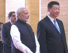 ચીનના ઐતિહાસિક પ્રવાસ પર પીએમ મોદી, વુહાનમાં જિનપિંગ સાથે કરી મુલાકાત