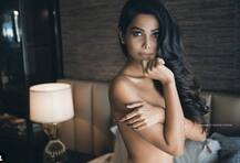 બ્રાવોની ગર્લફ્રેન્ડ નતાશા સૂરીના ટોપલેસ તસવીરો થઈ વાયરલ, જુઓ બોલ્ડ અંદાજ