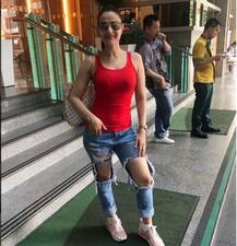 પહેલા બિકિની અને હવે ફાટેલ જીન્સના કારણે ટ્રોલ થઈ આ બોલિવૂડ એક્ટ્રેસ, યુઝર્સે કરી ભદ્દી કોમેન્ટ્સ