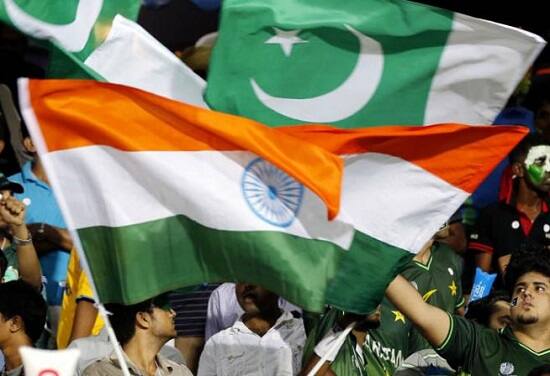 આઈસીસીએ કોડ ઓફ કન્ડક્ટ અંગે કડક વલણ અપનાવવામાં આવ્યું છે. બોલ ટેમ્પરિંગ, બીભત્સ ગાળો દેવી, અસભ્ય ભાષાનો ઉપયોગ અને એમ્પાયરના નિર્ણય સામે નારાજગી વ્યક્ત કરવા જેવા ગુનાઓ સામે કડક પ્રતિબંધ મૂકી દેવામાં આવેશે અને દંડાત્મક પગલાં લેવામાં આવશે.