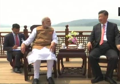 જેમાં વડાપ્રધાન મોદીએ વિશ્વ શાંતિ માટે ભારત અને ચીનને સાથે આવવાનું આહવાન કર્યું હતું. સાથે તેમણે 2019માં જિનપિંગને ભારત આવવાનું આમંત્રણ આપ્યું હતું.