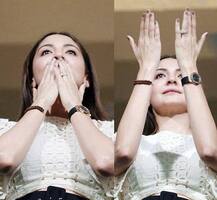 કોહલીએ ફટકારી ફિફ્ટી, પત્ની અનુષ્કાએ આપી ફ્લાઇંગ કિસ