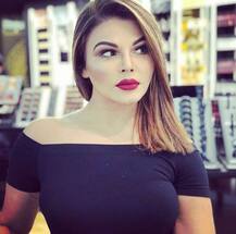 આ હૉટ એક્ટ્રેસે કહ્યું- બૉલીવુડમાં કોઇનો પણ રેપ થતો નથી બધુ મરજીથી જ થાય છે