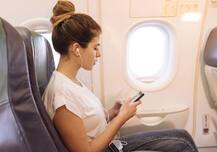 પ્લેનમાં પણ કરી શકાશે મોબાઇલ અને ઇન્ટરનેટનો ઉપયોગ, ટેલિકોમ કમિશને આપી મંજૂરી