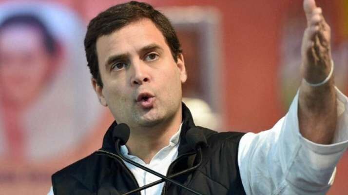  રાહુલ ગાંધીએ 23મી એપ્રિલે દિલ્હીના તાલકટોરા સ્ટેડિયમમાં એક સભાને સંબોધિત કરી ‘સંવિધાન બચાવો અભિયાન’ની શરૂઆત કરી હતી. આ દરમિયાન તેમણે વડાપ્રધાન નરેન્દ્ર મોદી પર નિશાન સાધ્યું હતું. કોંગ્રેસ અધ્યક્ષે કહ્યું હતું કે, ‘પહેલા સરકારે સંસદને રોકી. મોદીજી સંસદમાં ઊભા થવાથી ગભરાય છે. તેમણે નીરવ મોદી માટે સંસદ ઠપ કરી દીધી. મને સંસદમાં 15 મિનિટનો સમય આપી દો, તે મારી સામે ઊભા નહીં રહી શકે. તેઓ નીરવ મોદી અને રાફેલના મુદ્દા પર જવાબ નહીં આપી શકે.’