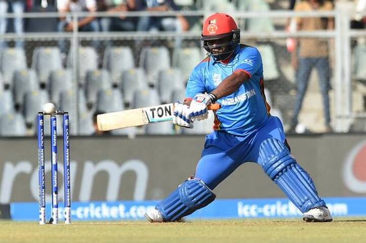 અફઘાનિસ્તાનના ક્રિકેટર મોહમંદ શહજાદનું વજન 90 કિલોગ્રામથી પણ વધારે છે પરંતુ તેમના વિચાર ફિટનેસ પ્રતિ જુનૂની વિરાટ કોહલી કરતા ખુબ અલગ છે. મોહમંદ શહજાદનું કહેવું છે કે જ્યારે હું દુનિયાના નંબર એક વનડે બેટ્સમેનથી વધારે લાંબો છગ્ગો મારી શકું છું તો તેના માટે ફિટનેસ કાર્યક્રમની જરૂર નથી.