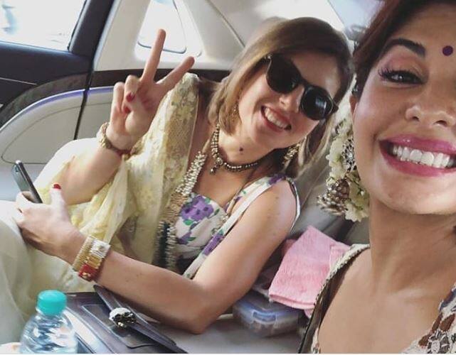 જેક્લીન ફર્નાન્ડીઝ અને મસાબા ગુપ્તા