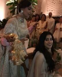 સોનમની સંગીત સેરેમનીમાં કેટરિના, રાની, જેક્લિન, શિલ્પા સહિત આ સેલેબ્સે કરી જમાવટ, જુઓ તસવીરો