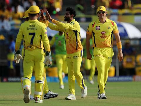 IPL 2018: ડ્રેસિંગ રૂમમાં ખેલાડીઓને શું ‘જ્ઞાન’ આપે છે ધોની ? જાડેજાએ ખોલ્યું રહસ્ય IPL 2018: ડ્રેસિંગ રૂમમાં ખેલાડીઓને શું ‘જ્ઞાન’ આપે છે ધોની ? જાડેજાએ ખોલ્યું રહસ્ય
