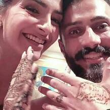 સોનમ કપૂરના ગાલ પર જાહેરમાં કોણે કરી KISS, સેલેબ્સે કેવી રીતે કરી મસ્તી