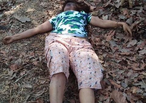 બંને વચ્ચે ચાર વર્ષથી સંબંધો હતા અને બીના પોતાની પ્રેક્ટિસ બાજુ પર મૂકીને સંજય સાથે રંગરેલિયાં મનાવવામાં જ રચીપચી રહેતી. છેલ્લા વર્ષથી બીનાની તમામ જરૂરીયાતો સંજયે જ સંતોષવી પડતી હતી. મોબાઈલ, રીચાર્જ રોકડ તેમજ ઘરેણાં સહિતની તમામ વસ્તુઓ સંજય લઈ આપતો હતો.